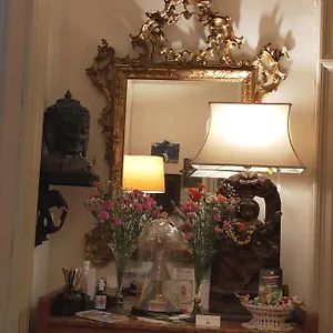 Couette-café Crociferi